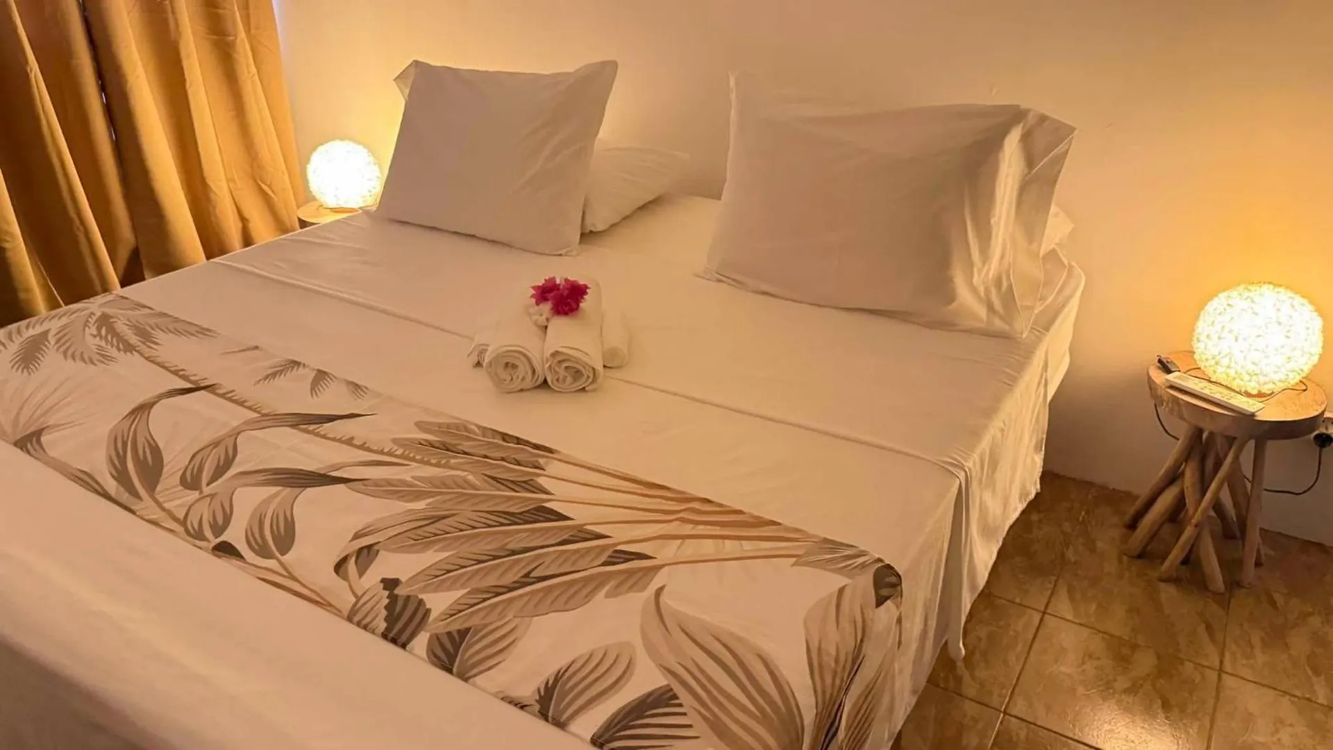 Bed & Breakfast Bed and Breakfast Fly Fishing Anaa Toku Kaiga Tukuhora